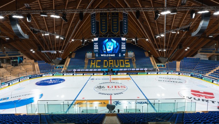Spengler Cup 2026 s tromi Slovákmi, fínskou legendou aj dvomi tipsportligistami